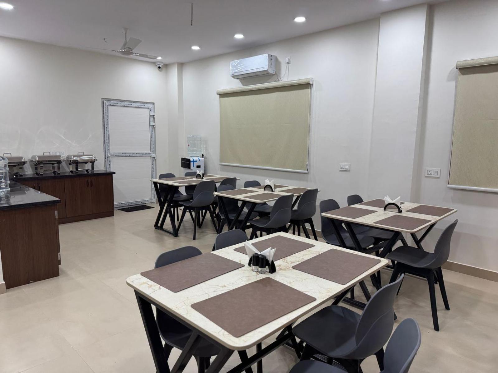 Hotel Apex Inn Hyderabad Airport Eksteriør billede