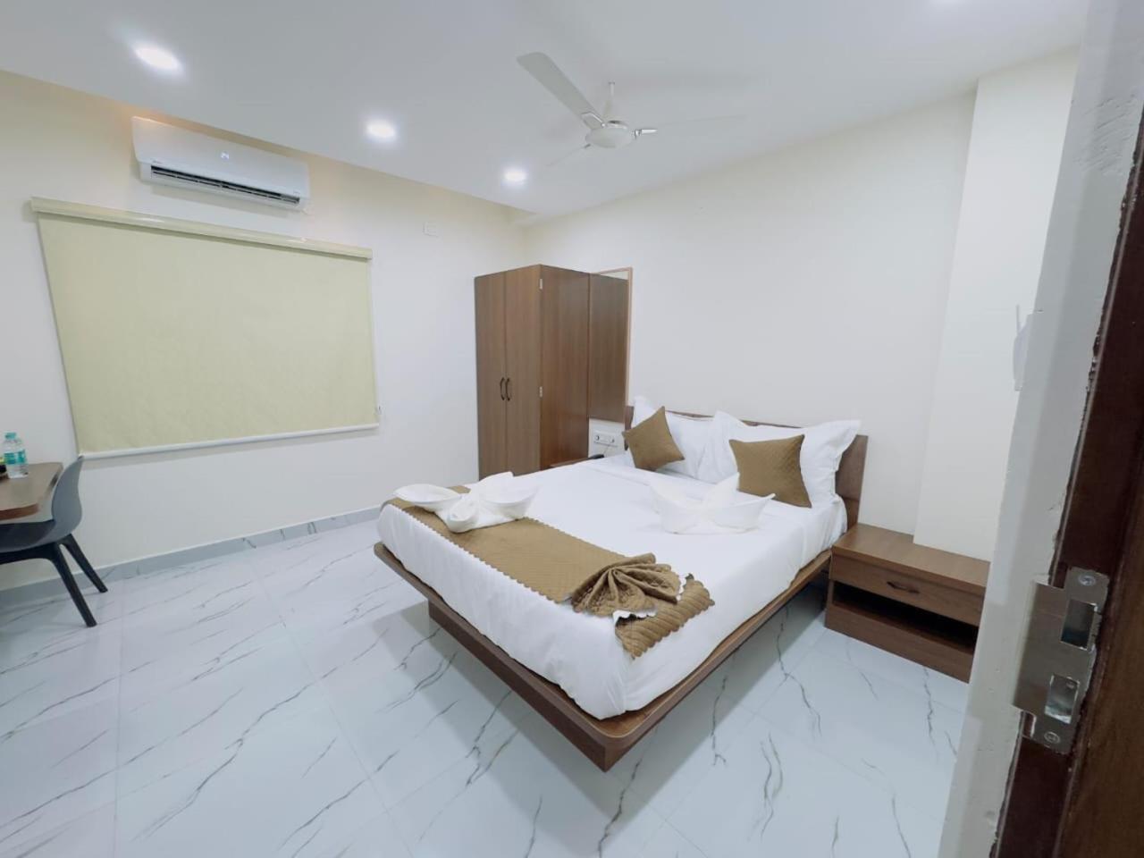 Hotel Apex Inn Hyderabad Airport Eksteriør billede