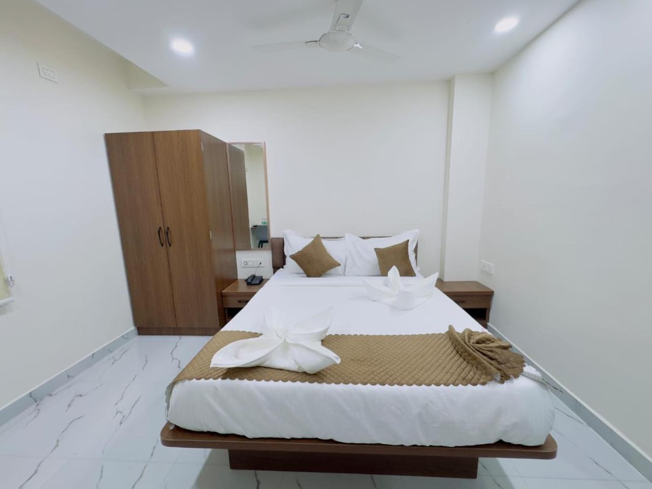Hotel Apex Inn Hyderabad Airport Eksteriør billede